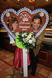 Das Narrhalla Prinzenpaar 2011 Werner II. und Anja I.  (Foto. Ingrid Grossmann)